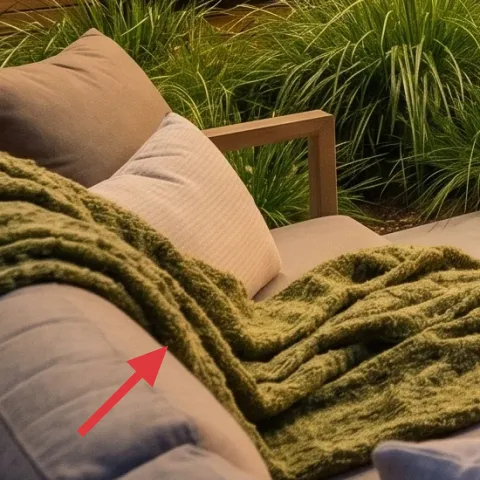 green throw blanket